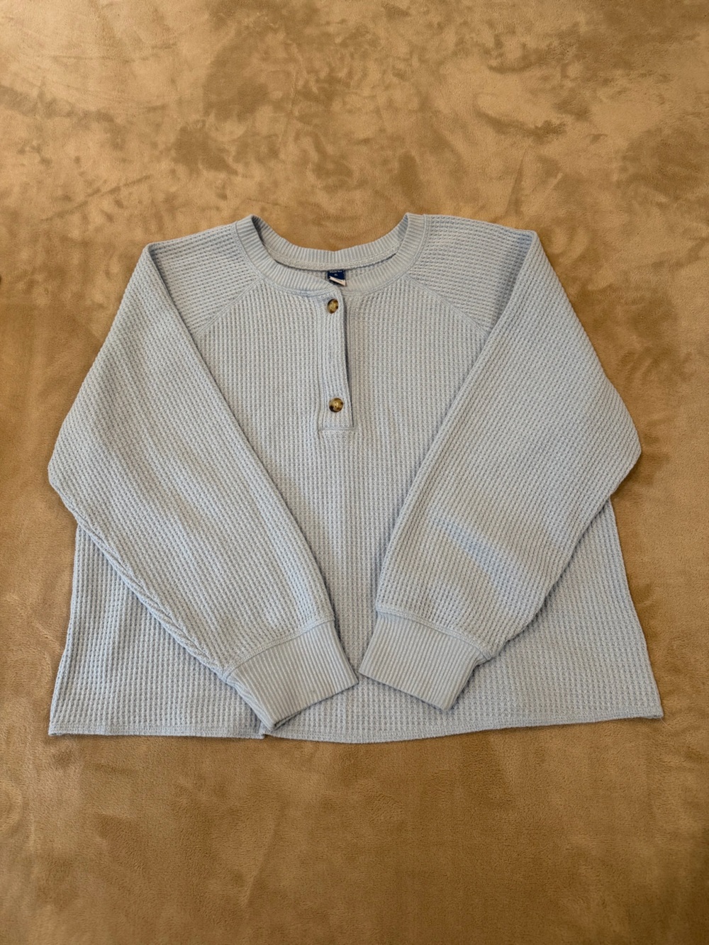Old Navy Women’s Light Blue Waffle Knit Henley Sweater. Size XL